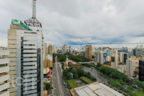 Image 30 - 541090