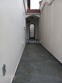 Image 35 - 541595