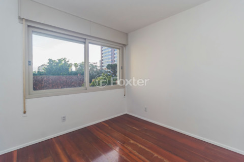Image 21 - 546497