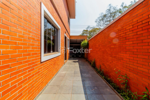 Image 38 - 546832