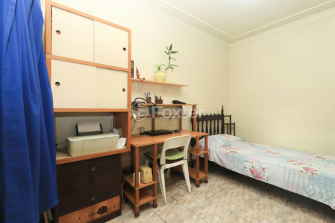 Image 33 - 547136