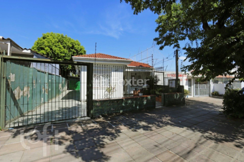 Image 35 - 547431