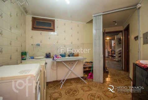 Image 21 - 549721
