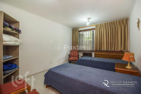 Image 37 - 549721