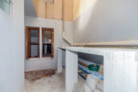 Image 35 - 549752
