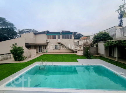 Image 30 - 555337