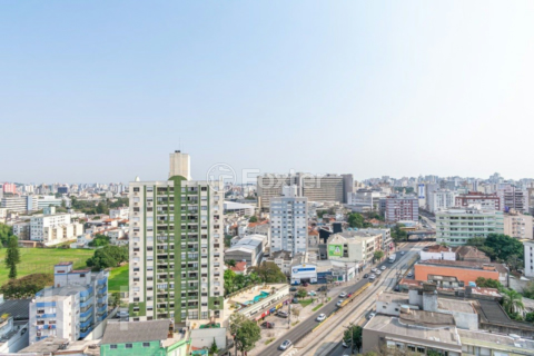 Image 12 - 555565