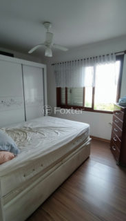 Image 10 - 555682