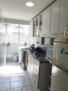 Image 7 - 557925