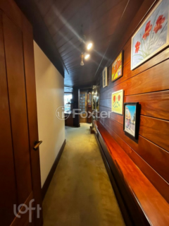 Image 49 - 558628