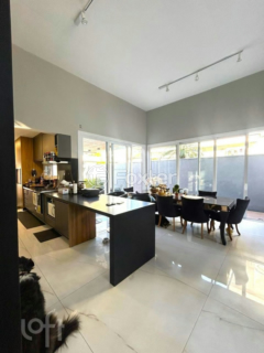 Image 6 - 558665
