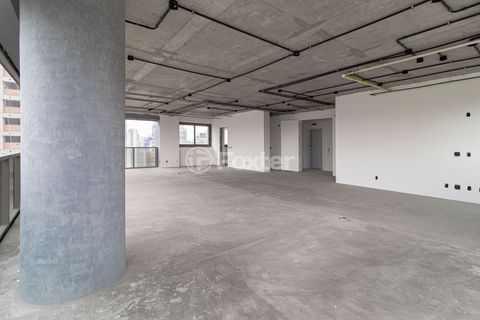 Image 31 - 559071