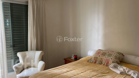 Image 7 - 559449