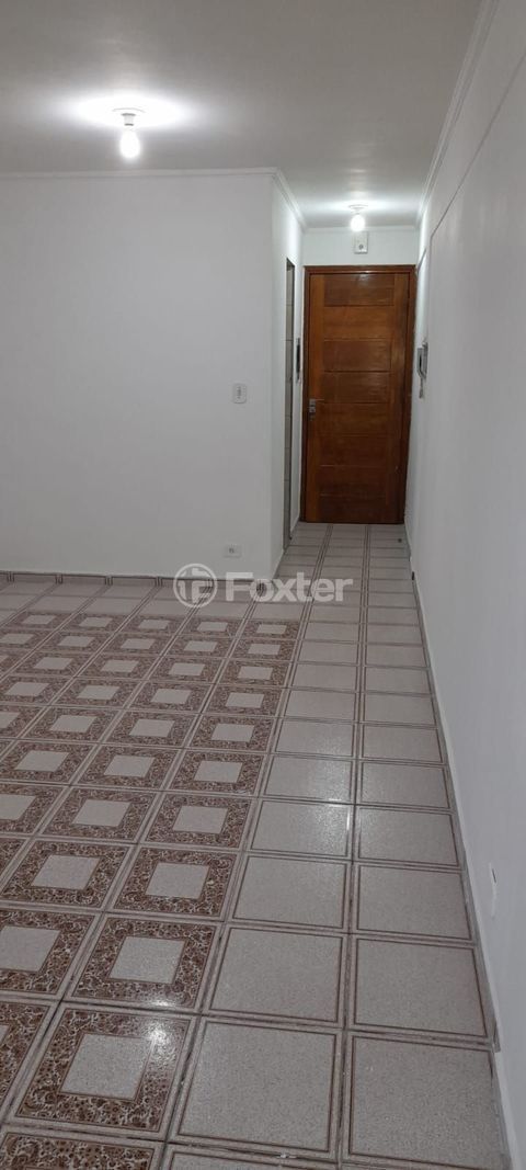 Image 1 - 560744