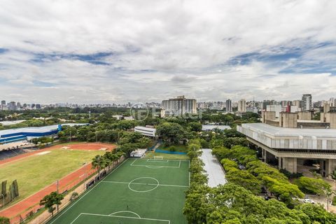 Image 29 - 562298