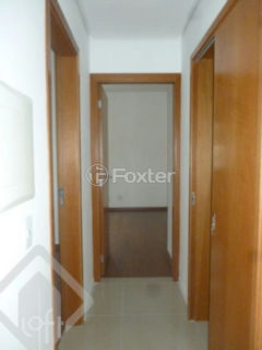 Image 7 - 562393