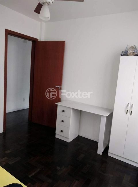 Image 7 - 562552