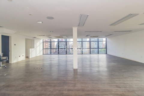 Image 3 - 562790