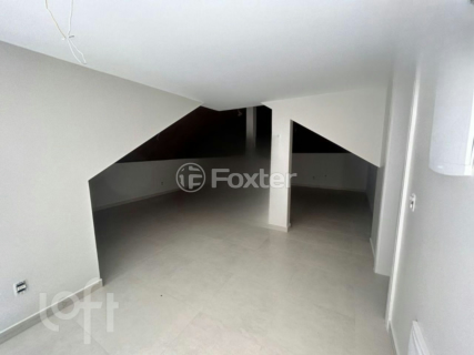 Image 35 - 562885