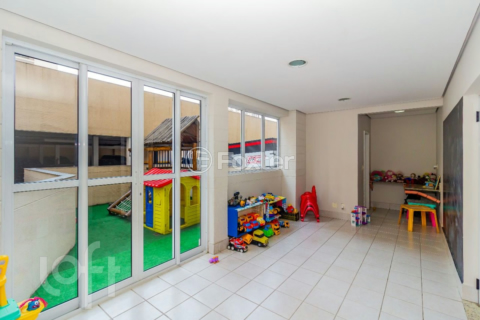 Image 46 - 563154