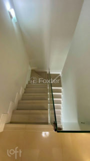 Image 22 - 565560