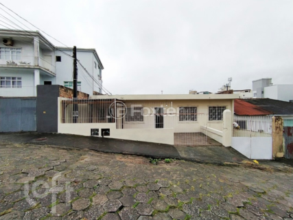 Image 52 - 565617