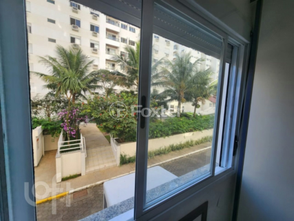 Image 4 - 565774