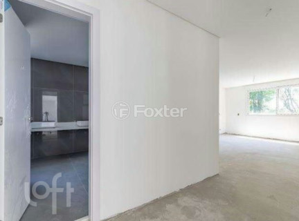 Image 7 - 572365