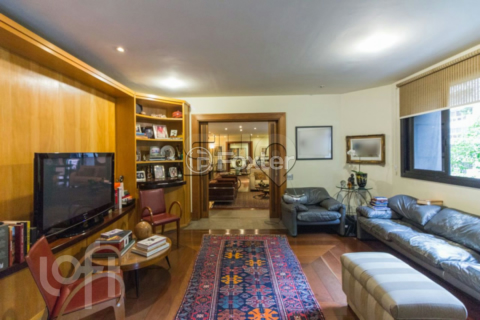 Image 7 - 575892