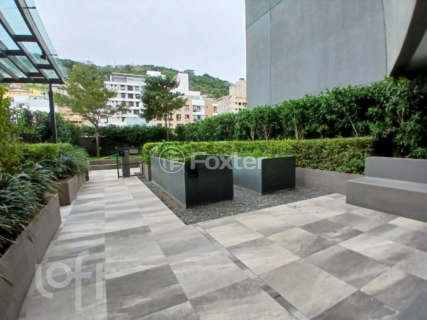 Image 7 - 576107
