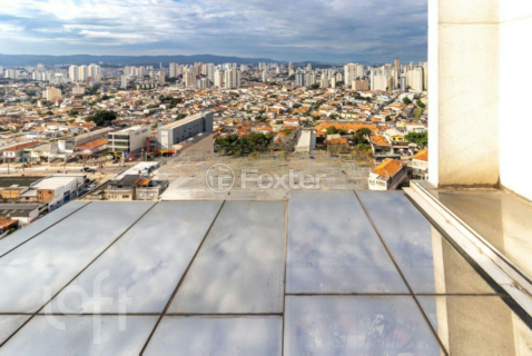 Image 10 - 579402