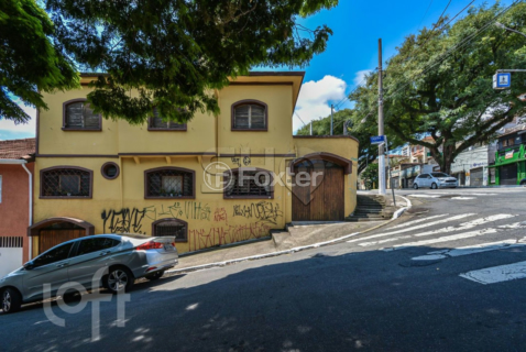 Image 32 - 586236