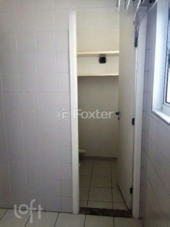 Image 7 - 587352