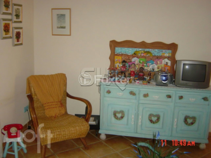 Image 9 - 590366