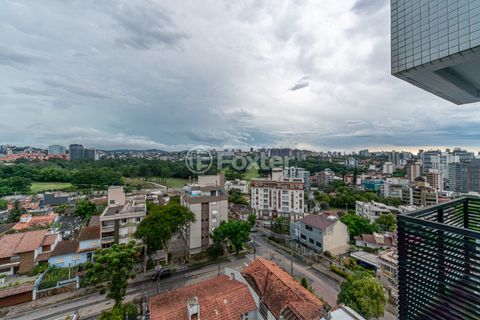 Image 4 - 591245