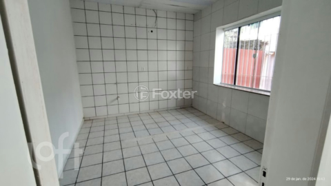 Image 7 - 591791
