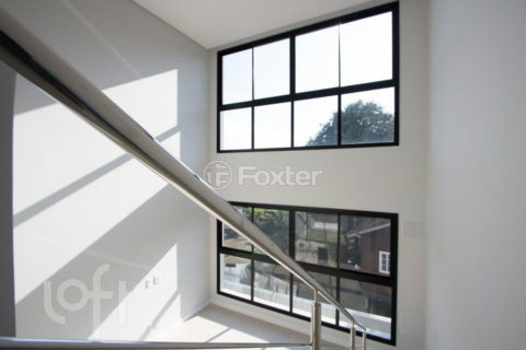 Image 7 - 593437