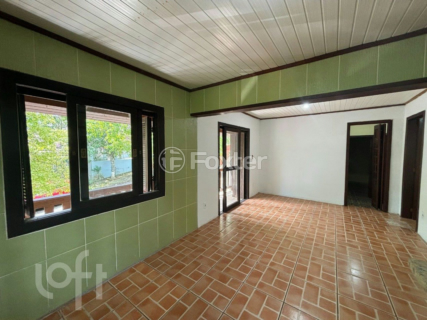 Image 1 - 607565