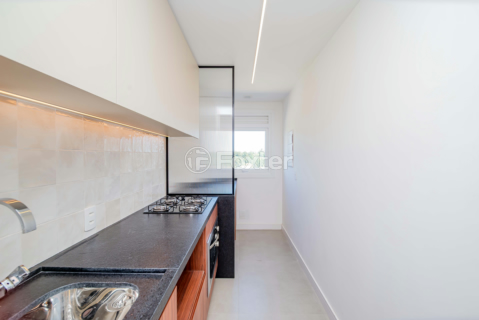 Image 23 - 608404
