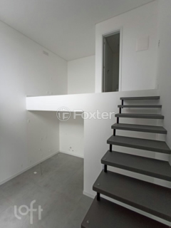 Image 21 - 608996