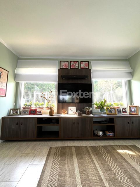 Image 5 - 609568