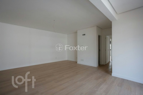 Image 4 - 611872