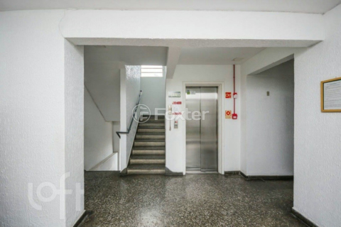 Image 15 - 615736