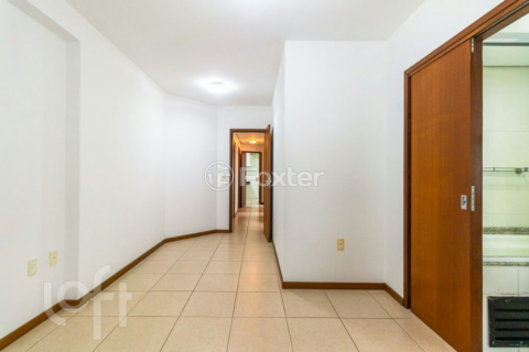 Image 8 - 616833
