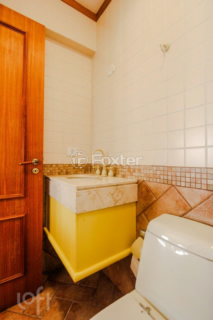 Image 37 - 617847