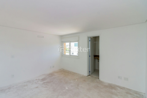 Image 10 - 618680
