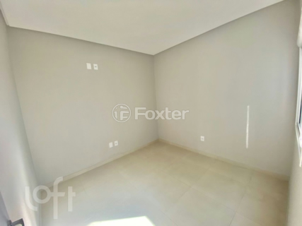 Image 12 - 622489