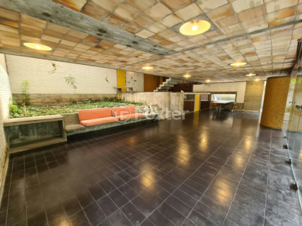 Image 62 - 625483