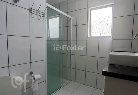 Image 34 - 630024