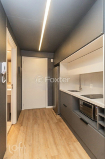 Image 7 - 635052